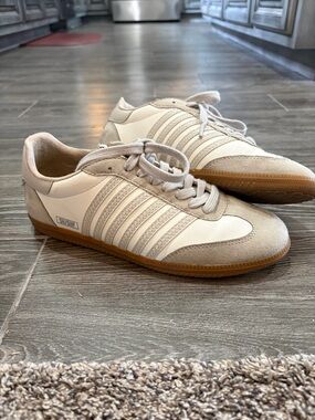 SHU SHOP  Stevie White and Beige Low-Top Sneakers